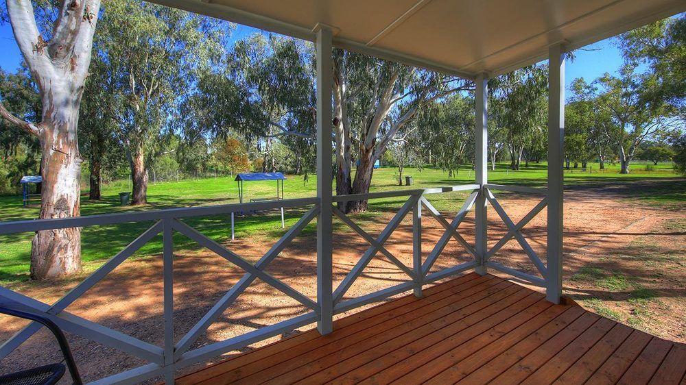 Narrabri Big Sky Caravan Park ภายนอก รูปภาพ