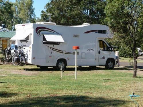 Narrabri Big Sky Caravan Park ภายนอก รูปภาพ