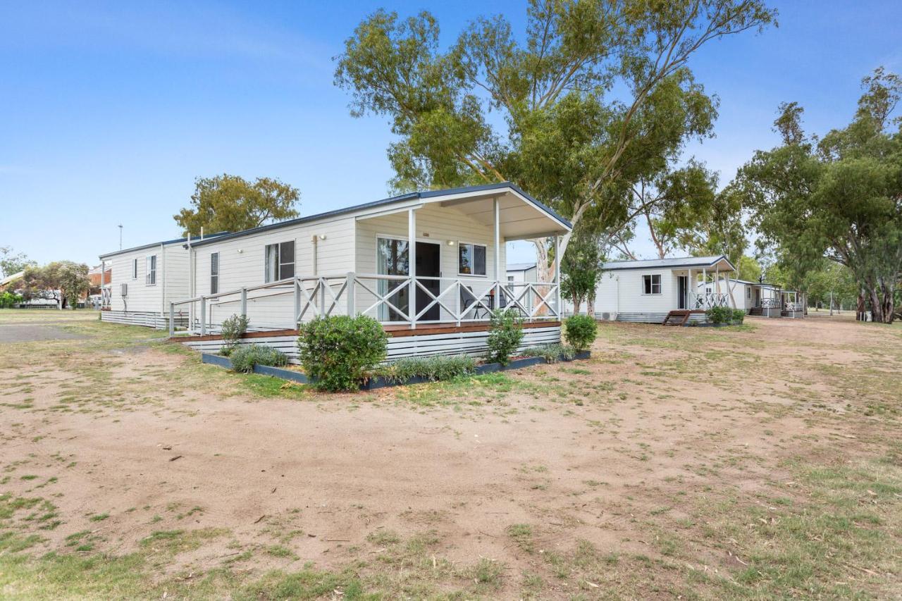 Narrabri Big Sky Caravan Park ภายนอก รูปภาพ