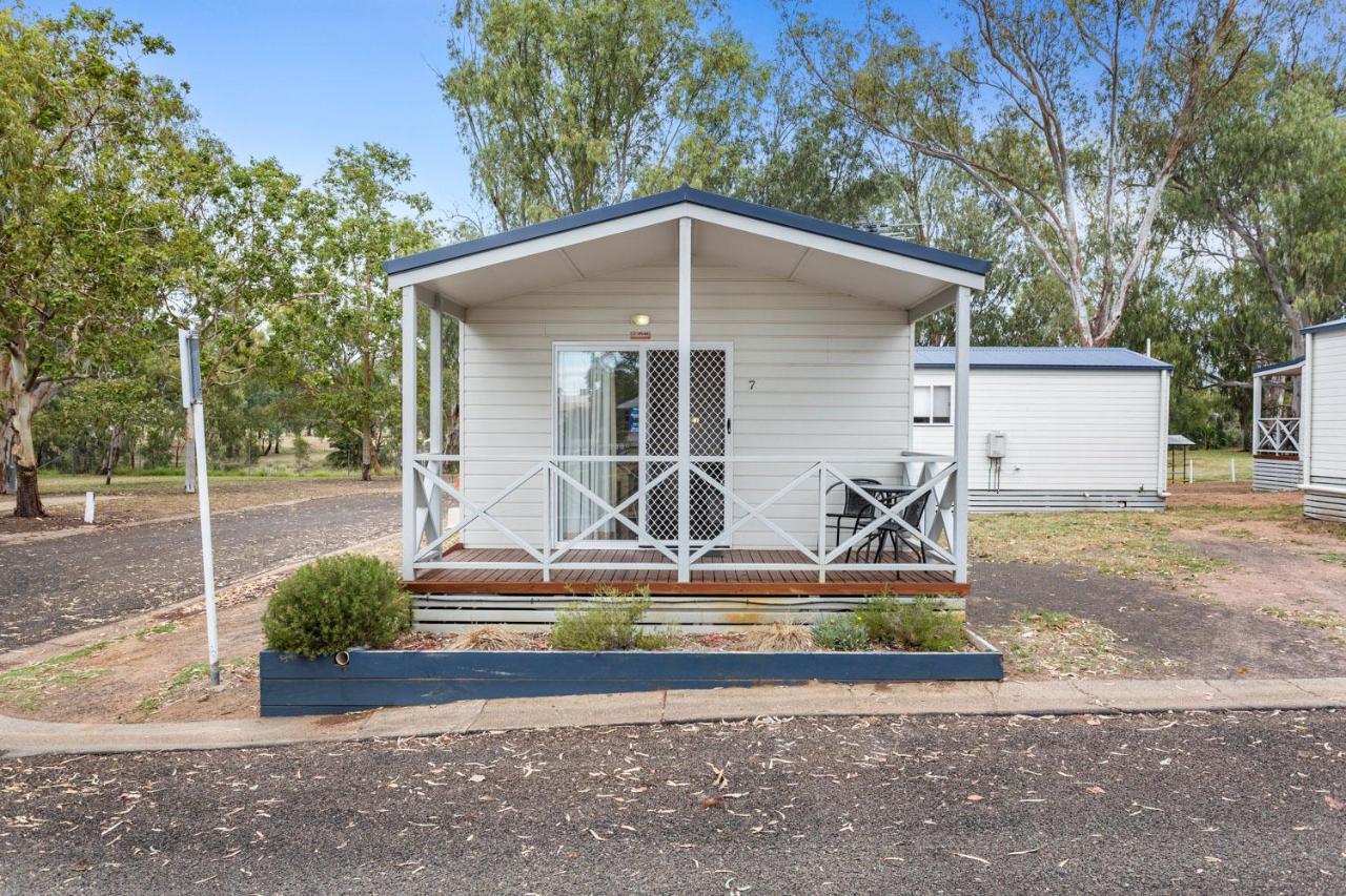 Narrabri Big Sky Caravan Park ภายนอก รูปภาพ